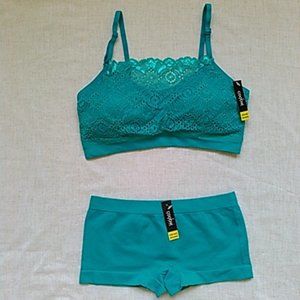 Coobie 2-Piece Seamless Lace Coverage Bra and Boyshort Panty Set